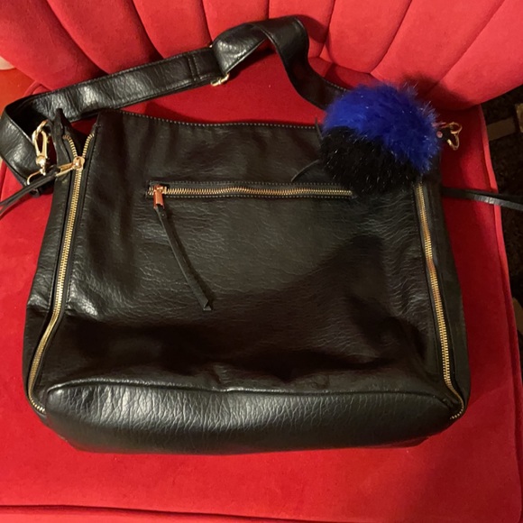 JUICY COUTURE BLACK LEATHER BAG - Picture 4 of 10